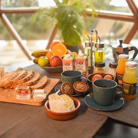 Holiday home Miradomos Glamping Rural