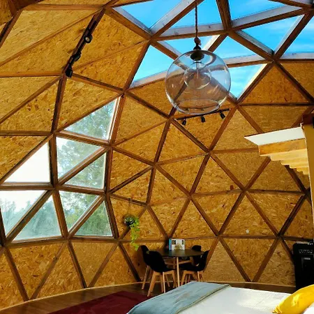 Miradomos Glamping Rural * Lodares de Osma