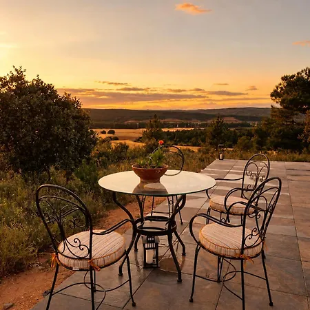 Miradomos Glamping Rural Hotel *