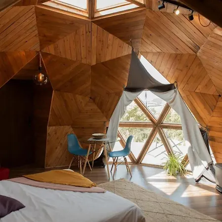 Miradomos Glamping Rural Lodares de Osma