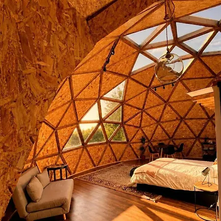 Miradomos Glamping Rural Hotel *